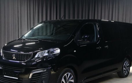 Peugeot Traveller I, 2018 год, 2 599 000 рублей, 1 фотография