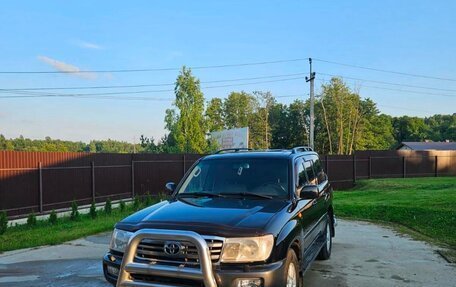 Toyota Land Cruiser 100 рестайлинг 2, 2006 год, 3 150 000 рублей, 1 фотография