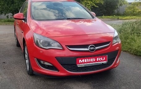 Opel Astra J, 2012 год, 740 000 рублей, 1 фотография
