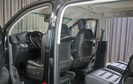Peugeot Traveller I, 2018 год, 2 599 000 рублей, 6 фотография
