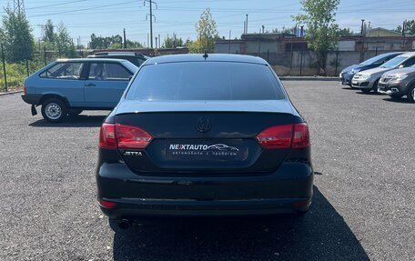 Volkswagen Jetta VI, 2013 год, 967 000 рублей, 5 фотография