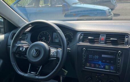 Volkswagen Jetta VI, 2013 год, 967 000 рублей, 15 фотография