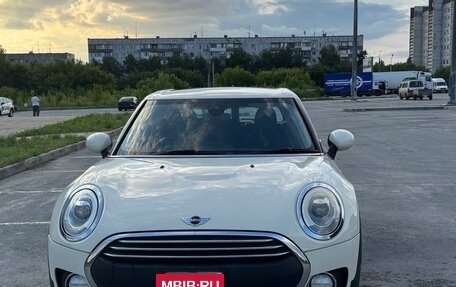MINI Clubman, 2017 год, 1 295 000 рублей, 2 фотография