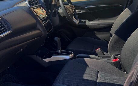Honda Fit III, 2018 год, 1 250 000 рублей, 5 фотография