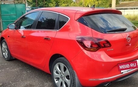 Opel Astra J, 2012 год, 740 000 рублей, 5 фотография