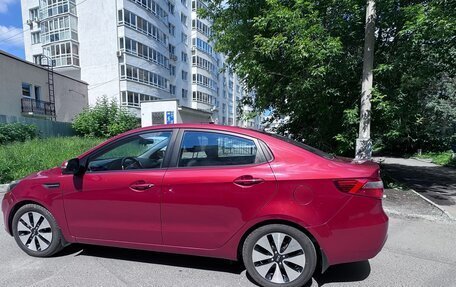 KIA Rio III рестайлинг, 2013 год, 1 000 000 рублей, 6 фотография