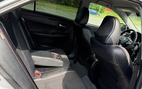 Toyota Camry, 2016 год, 1 599 000 рублей, 13 фотография