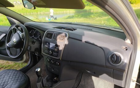 Renault Logan II, 2021 год, 660 000 рублей, 3 фотография