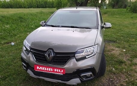 Renault Logan II, 2021 год, 660 000 рублей, 2 фотография