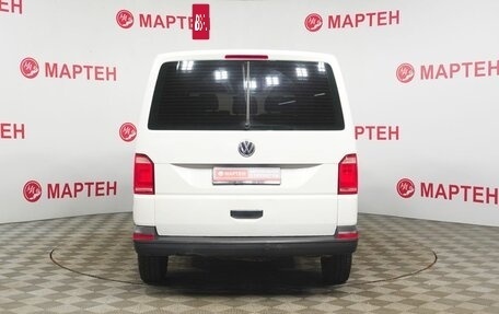 Volkswagen Caravelle T6 рестайлинг, 2017 год, 2 149 000 рублей, 5 фотография