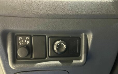 Nissan Primera III, 2005 год, 440 000 рублей, 15 фотография