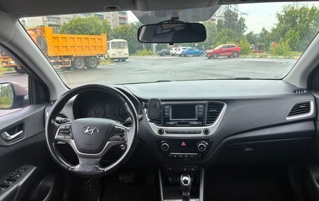 Hyundai Solaris II рестайлинг, 2017 год, 1 310 000 рублей, 12 фотография