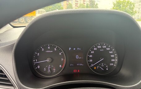 Hyundai Solaris II рестайлинг, 2017 год, 1 310 000 рублей, 13 фотография