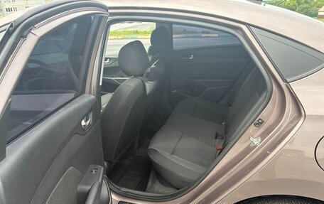 Hyundai Solaris II рестайлинг, 2017 год, 1 310 000 рублей, 8 фотография