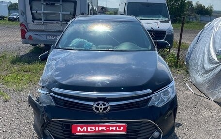 Toyota Camry, 2015 год, 950 000 рублей, 2 фотография
