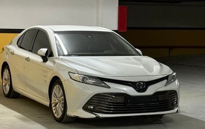 Toyota Camry, 2019 год, 2 850 000 рублей, 1 фотография