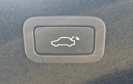Jaguar XE I рестайлинг, 2015 год, 1 315 000 рублей, 15 фотография