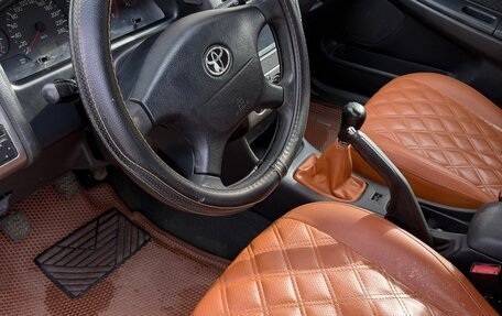 Toyota Avensis III рестайлинг, 2002 год, 299 000 рублей, 6 фотография