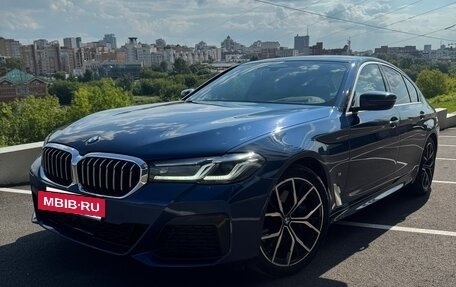 BMW 5 серия, 2020 год, 4 600 000 рублей, 2 фотография