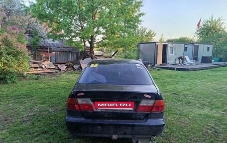 Nissan Primera II рестайлинг, 1998 год, 80 000 рублей, 2 фотография