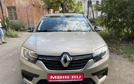 Renault Logan II, 2019 год, 850 000 рублей, 2 фотография