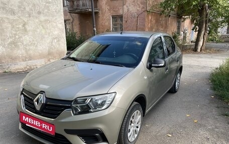 Renault Logan II, 2019 год, 850 000 рублей, 5 фотография