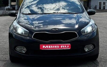 KIA cee'd III, 2014 год, 1 280 000 рублей, 2 фотография