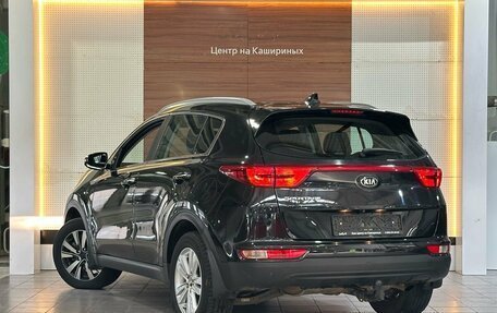 KIA Sportage IV рестайлинг, 2017 год, 1 899 900 рублей, 6 фотография