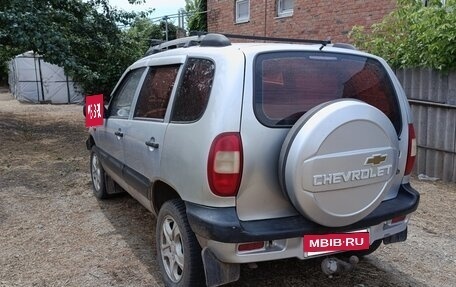 Chevrolet Niva I рестайлинг, 2005 год, 395 000 рублей, 3 фотография