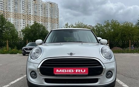 MINI Hatch, 2020 год, 2 100 000 рублей, 9 фотография