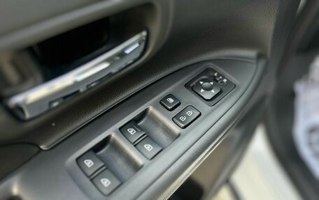 Mitsubishi Outlander III рестайлинг 3, 2022 год, 2 660 000 рублей, 9 фотография