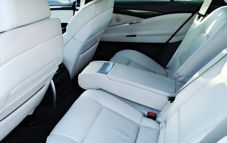 BMW 5 серия, 2012 год, 1 800 000 рублей, 13 фотография