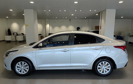 Hyundai Solaris II рестайлинг, 2018 год, 1 112 000 рублей, 10 фотография