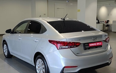 Hyundai Solaris II рестайлинг, 2018 год, 1 112 000 рублей, 8 фотография