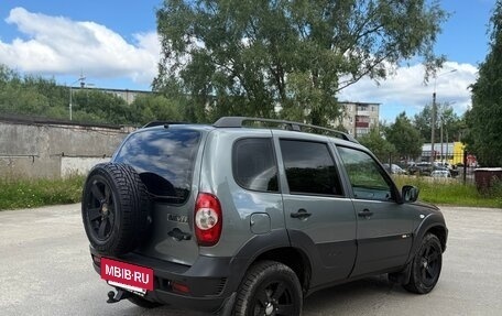 Chevrolet Niva I рестайлинг, 2018 год, 735 000 рублей, 6 фотография