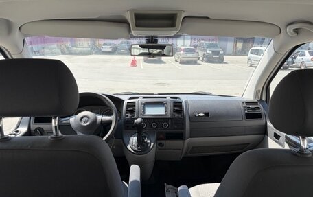 Volkswagen Caravelle T5, 2011 год, 2 100 000 рублей, 6 фотография