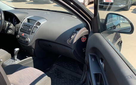 KIA cee'd I рестайлинг, 2008 год, 700 000 рублей, 11 фотография