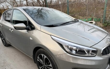 KIA cee'd III, 2016 год, 1 400 000 рублей, 2 фотография