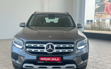 Mercedes-Benz GLB, 2022 год, 2 938 000 рублей, 2 фотография