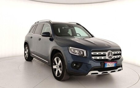 Mercedes-Benz GLA, 2023 год, 3 818 000 рублей, 1 фотография