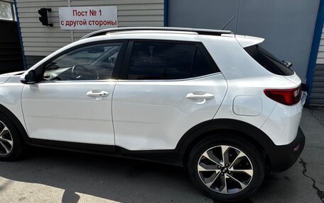 KIA Stonic, 2019 год, 1 800 000 рублей, 4 фотография