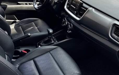 KIA Stonic, 2019 год, 1 800 000 рублей, 9 фотография