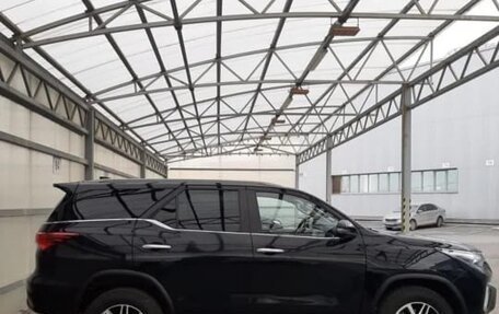 Toyota Fortuner II, 2017 год, 3 990 000 рублей, 2 фотография
