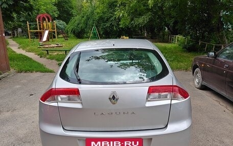 Renault Laguna III рестайлинг, 2008 год, 4 фотография