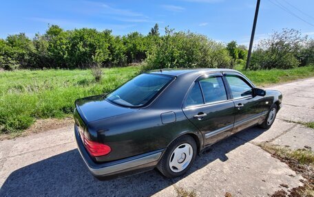 Mercedes-Benz E-Класс, 1997 год, 380 000 рублей, 7 фотография