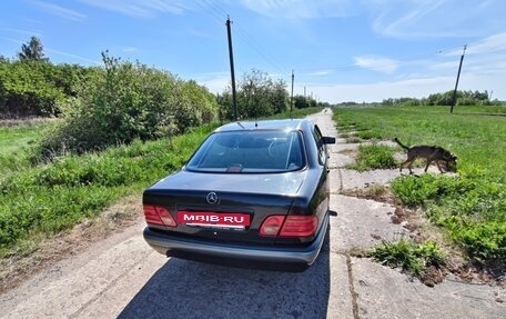 Mercedes-Benz E-Класс, 1997 год, 380 000 рублей, 10 фотография