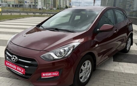 Hyundai i30 II рестайлинг, 2016 год, 1 050 000 рублей, 2 фотография