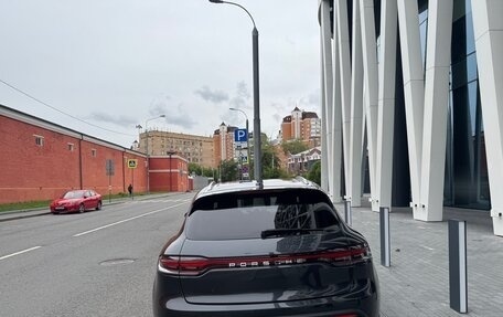 Porsche Macan I рестайлинг, 2022 год, 4 700 000 рублей, 5 фотография