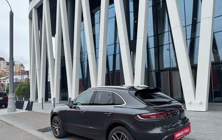 Porsche Macan I рестайлинг, 2022 год, 4 700 000 рублей, 6 фотография
