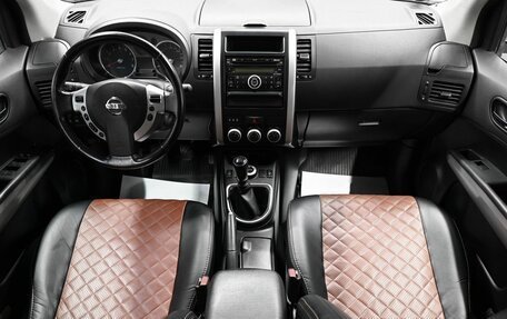 Nissan X-Trail, 2010 год, 1 145 000 рублей, 10 фотография